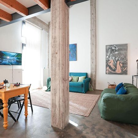 Del Re House, Parking Free Villa Milano Eksteriør billede